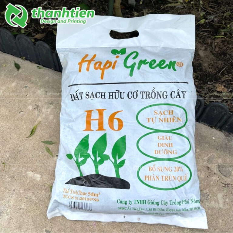 Túi đựng đất trong đục lỗ xoài