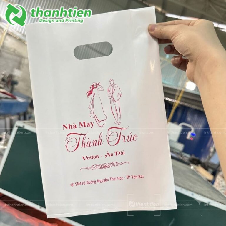 Túi xốp thời trang đựng quần áo