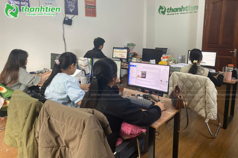 Nhân sự thành tiến